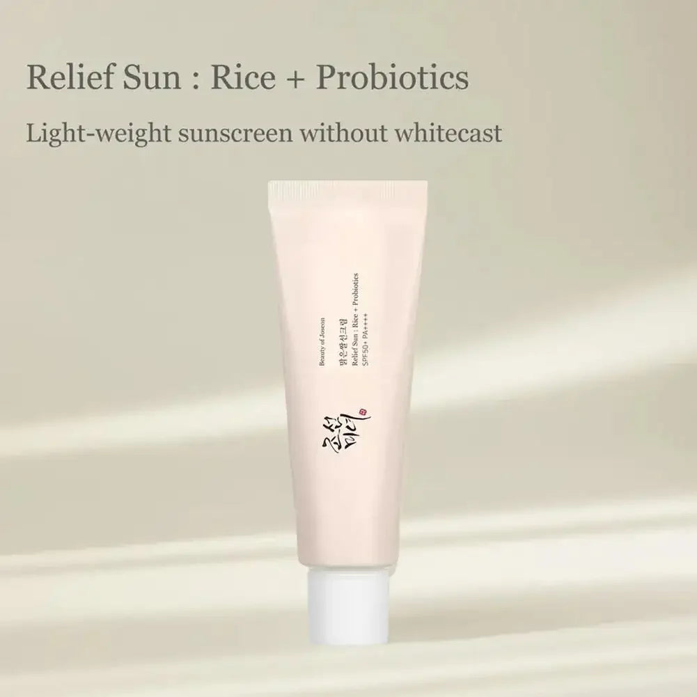 Application crème solaire SPF50 riz Beauty of Joseon
