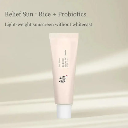Application crème solaire SPF50 riz Beauty of Joseon

